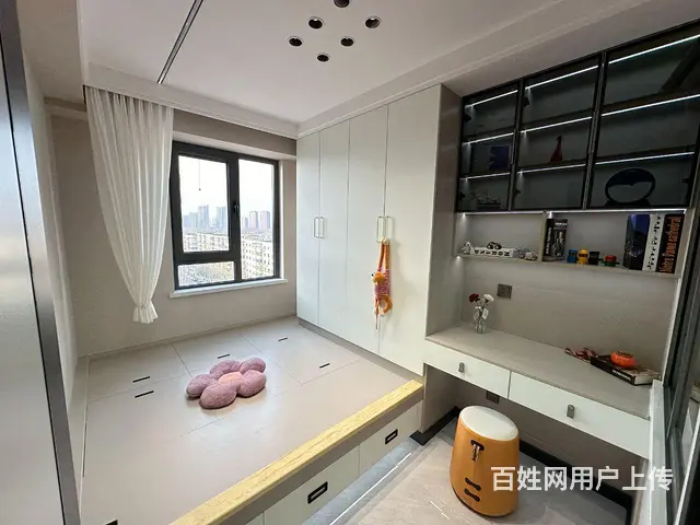 万达商圈 繁荣新都 精装修 电梯直达68平 赠送全新家具家电 - 图片 6