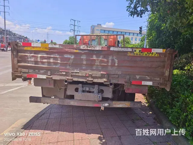 东风多利卡 平板车 国4 - 图片 1