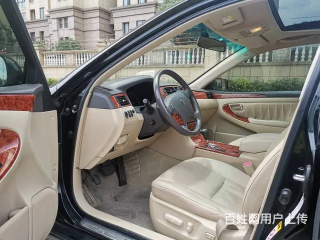 丰田 皇冠 2007款 2.5 手自一体 Royal 真皮版 - 图片 10