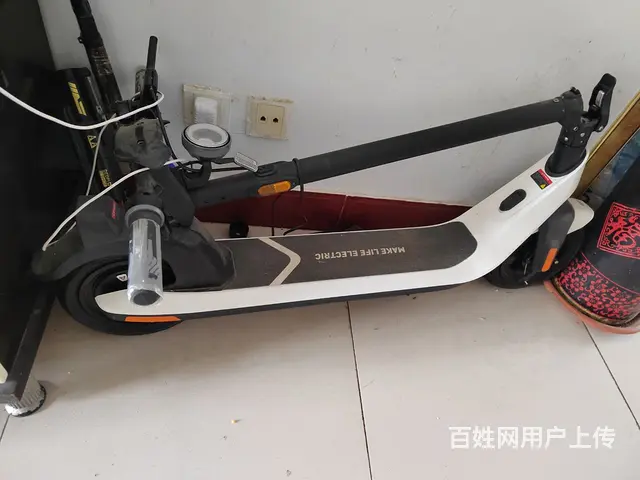 闲置全新小牛滑板车 - 图片 1