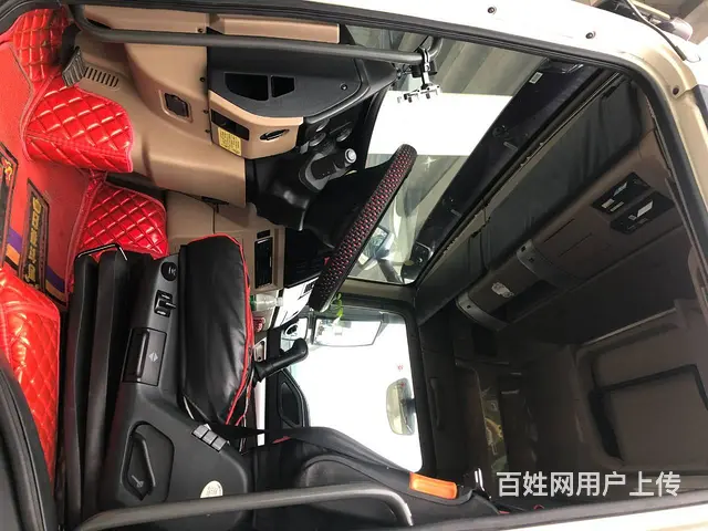 21年5月豪沃厢式货车 9米6徳国曼6缸准新车况 - 图片 5