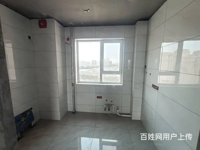 专业铺地贴墙20年 - 图片 1