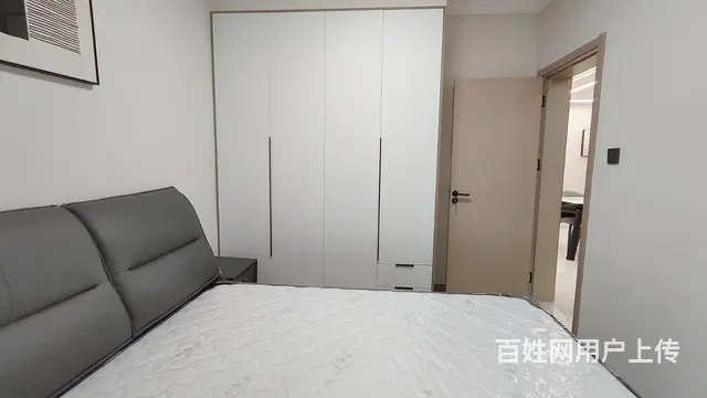 正地铁口全新精装三房带家具家电 - 图片 4