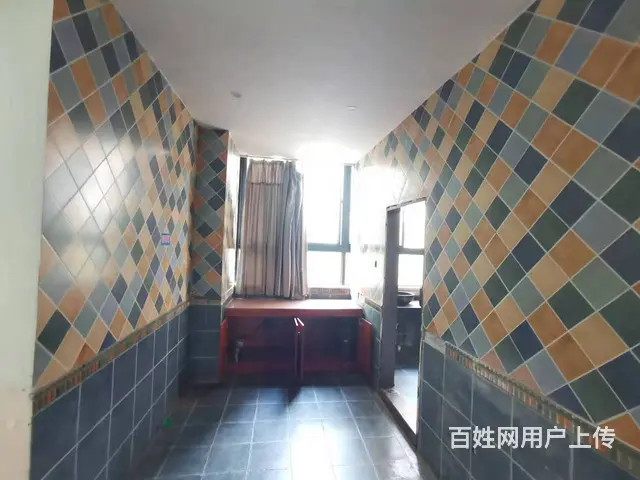 （51旺铺推荐）龙华区龙华路万国中央区688平三楼招租 - 图片 7