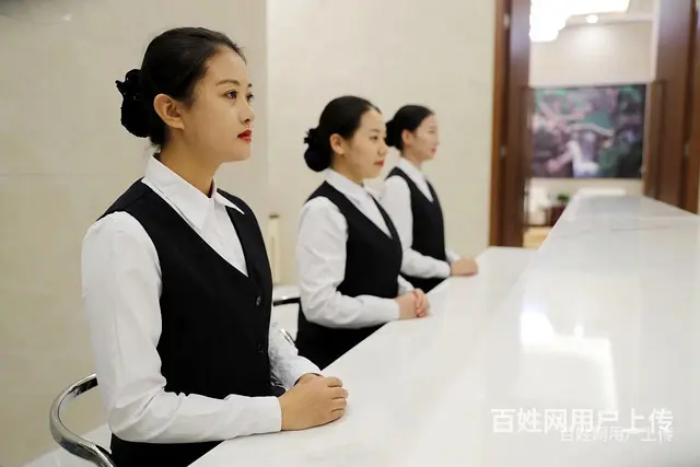 鹰潭D2021全国招聘高铁乘务员 - 图片 1