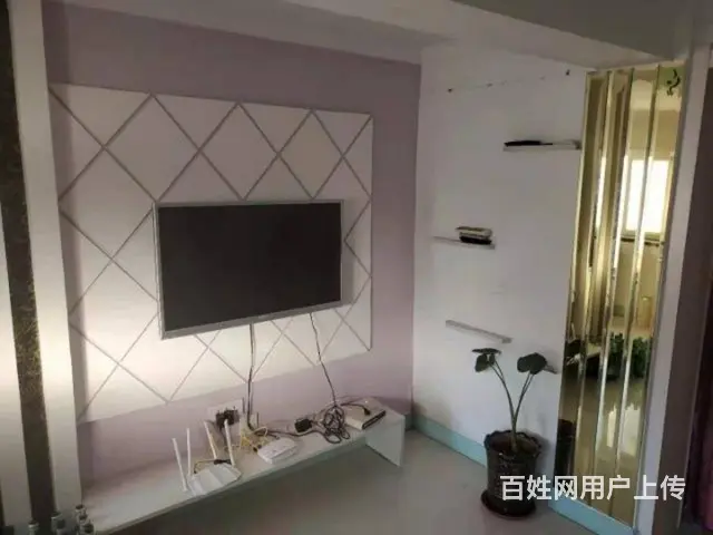 清华园c区平顶阁楼出租月租1000,拎包入住,室内物品齐全 - 图片 1