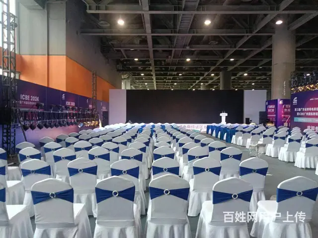 深圳出租桌面镜桌子宴会椅指示牌一米线沙发茶几铁马 - 图片 9