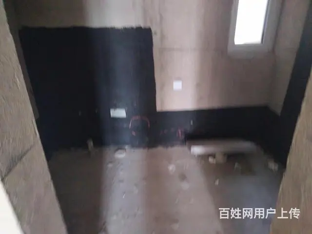 兴宇凤栖台 133平洋房 可贷款 122万 - 图片 1