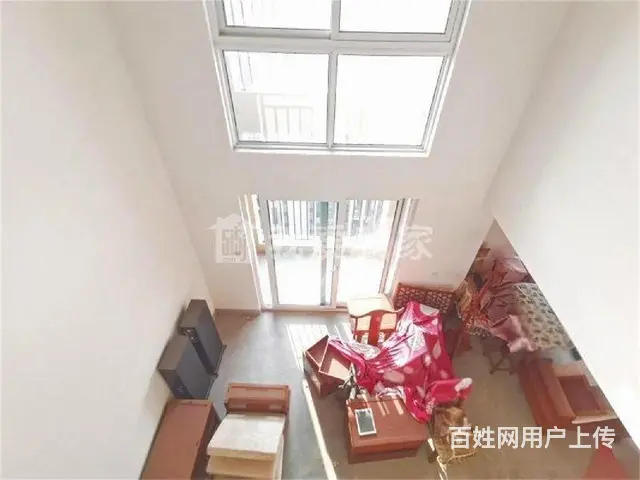 万科城，跃层复式，带露台，满2年，随时带看，可议价，急售置换 - 图片 1