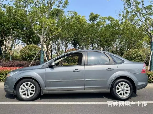福特 福克斯 2012款 经典福克斯-三厢 1.8 手自一体 - 图片 7