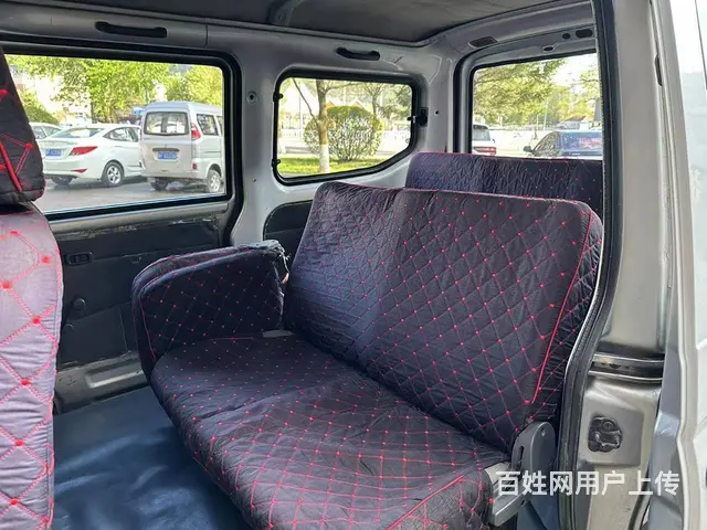 五菱之光 2013款 1.0 手动 基本型7-8座 - 图片 9