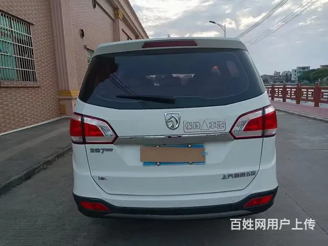 宝骏730 2014款 1.8 手动 舒适型7座 - 图片 6