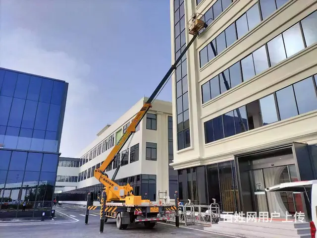 番禺蓝黄牌直臂高空作业车出租  外墙喷漆 方便快捷 - 图片 3