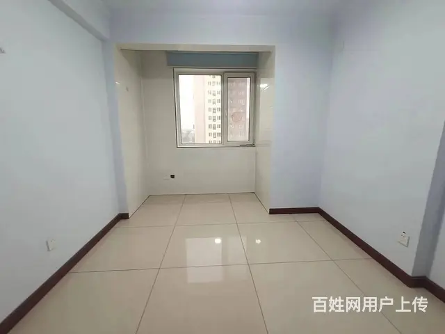 顺德鑫苑小区8层三居室有证  普通住宅 简单装修 - 图片 3