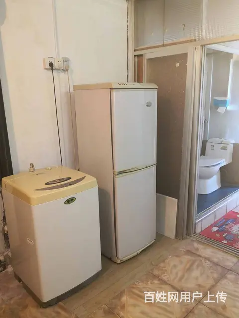 【搞定了！】地铁房三好社区(和平-三好街) 普通住宅1厅 简 - 图片 1