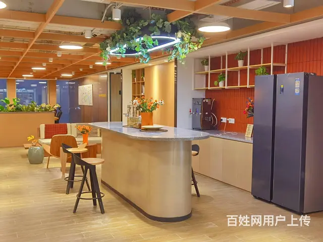 海珠广场办公室特价招租，落地窗带两个经理室，精装修配置家具 - 图片 4
