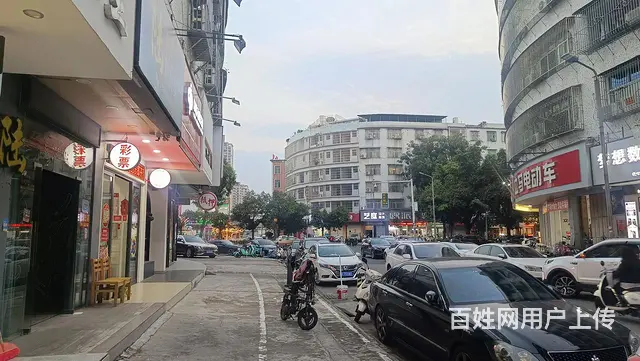 卢前夜市隔壁街（卖服装美容的多）房东直租 - 图片 2