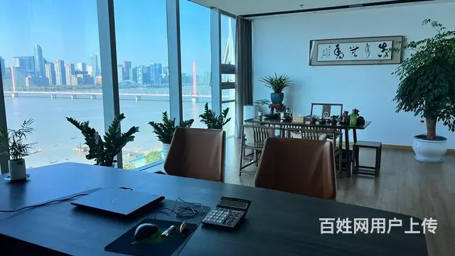 寰宇商务中心 一线江景 豪华装修带家具 会所装修拎包入住！ - 图片 6