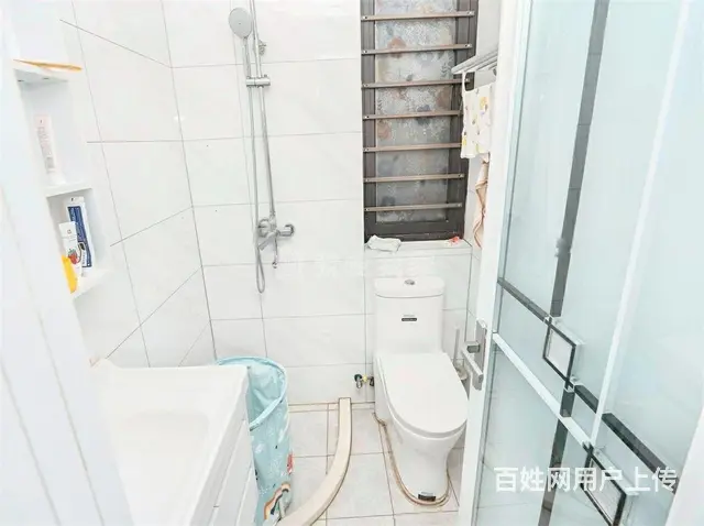 地铁5号线，三开间朝南大三房，户型方正，南北通透， - 图片 10