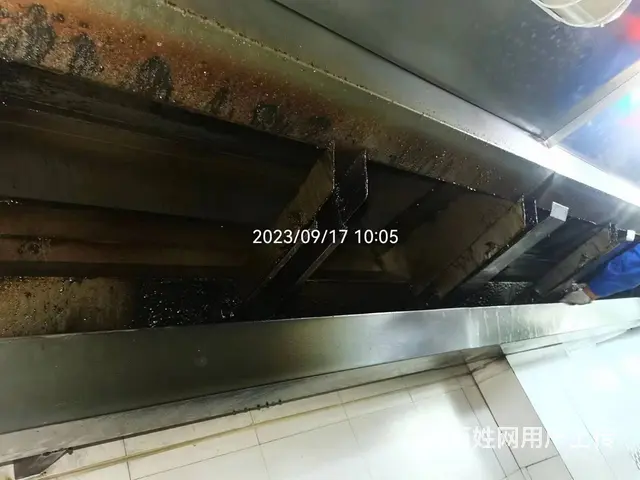 昆山锦溪商务楼员工餐厅食堂大型油烟机清洗 - 图片 1