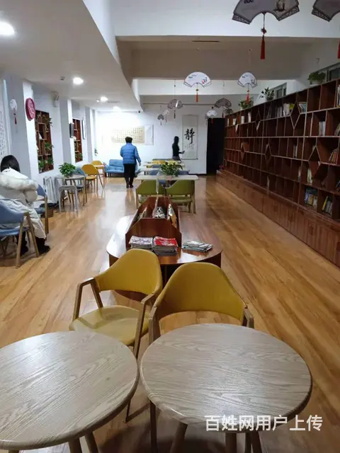 出租房屋位于青山区自由路与文学道交叉口新兴公司办公楼 - 图片