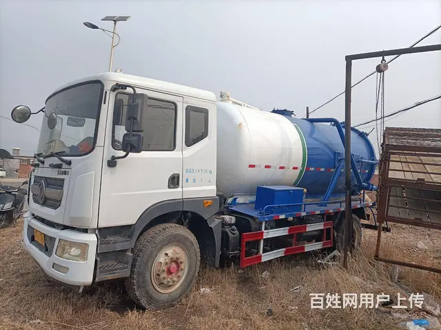 东风多利卡 多利卡D9 油罐车 国5 - 图片 1