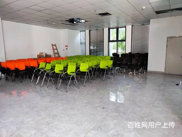 珠海市中心 一楼独立门面的甲级写字楼 蓝海金融 461㎡急租 - 图片 1