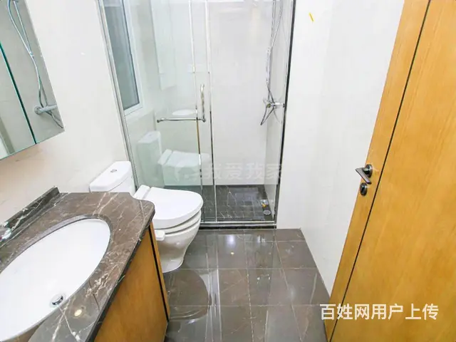 锦尚和品府 客厅东边对泳池 南边1300方大草坪 诚心卖 - 图片 9