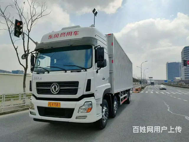 18年6月上牌东风天龙箱车245马力，价格不高 - 图片 1