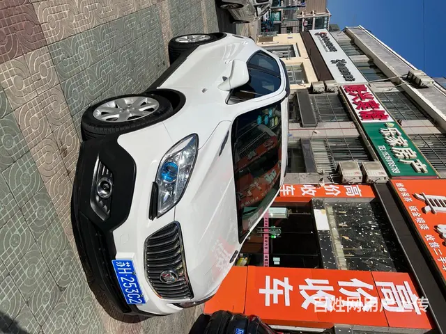 别克 昂科拉 2014款 1.4T 手自一体 两驱都市精英型 - 图片 3