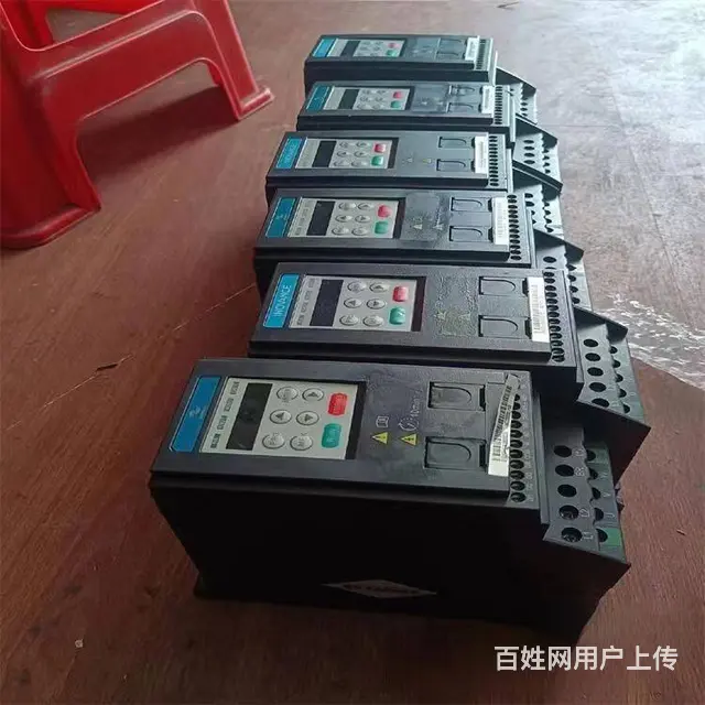 昆山回收变频器 操作柜动力柜等工控自动化 - 图片 1