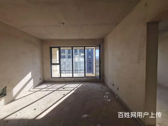 壹品原著电梯洋房5楼117平三室两厅两卫56万 - 图片 1
