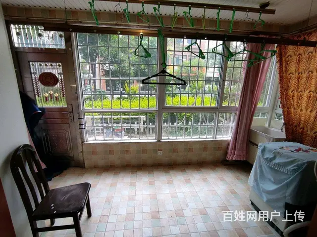 城上城 精装大三室 一楼带花园 - 图片 3