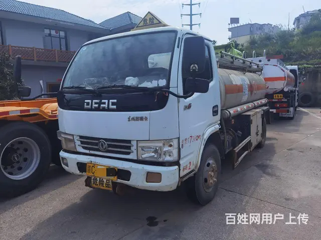 二手东风5吨油罐车加油车带手续转让 - 图片 1