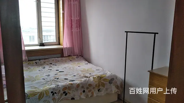 日租月租短租，押一付一 - 图片 1