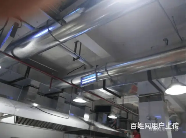 天心做排烟管道的师傅 - 图片 1