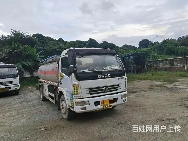 广东二手东风8吨油罐车加油车2018年7月上牌 - 图片 2