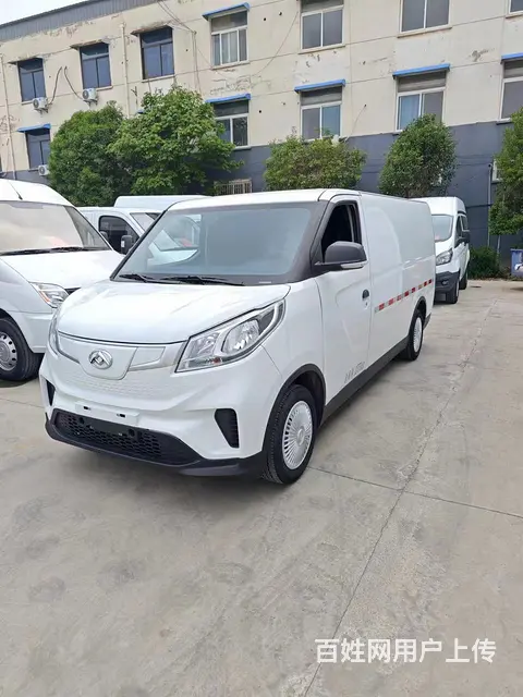2023年9座大通EV30L - 图片 1