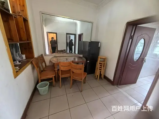 兴化小区 普通住宅1厅 中等装修 - 图片 1
