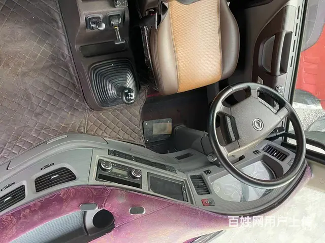 20年6月东风天龙 旗舰560马力手动挡带液缓 - 图片 9