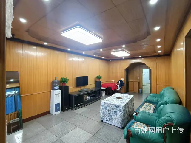 急售步行街对面5小旁边临街三室两厅两卫采光好拎包入住停车方便 - 图片 1