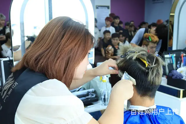 女生学什么技术好？来百美汇学美容美发化妆美甲 - 图片 5