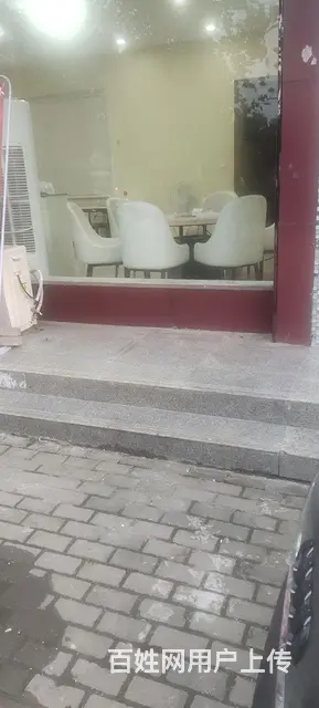 餐饮一条街两间两层门面房转让 - 图片 1