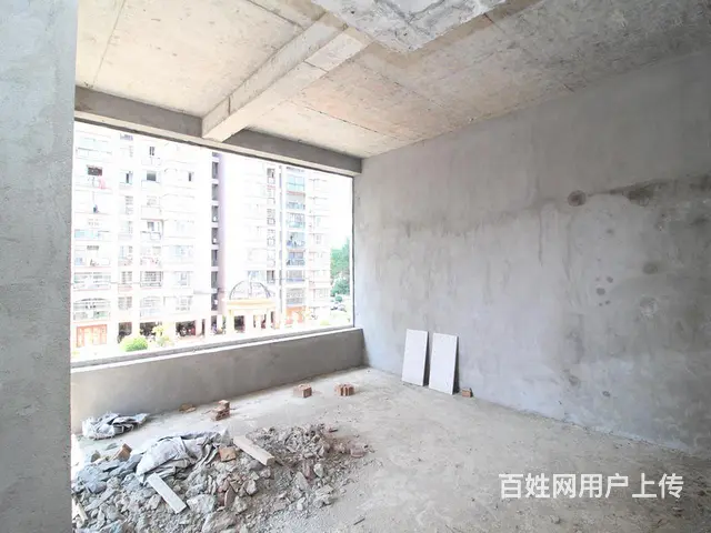 港龙上宾道联排别墅毛坯5房 带地下室花园 满两年单价6500 - 图片 12