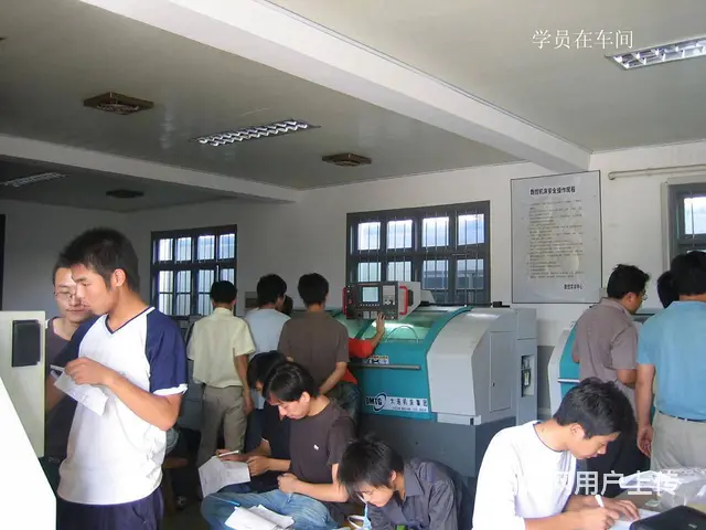建湖哪里有学叉车怎么收费来盐城东方教育培训 - 图片 4