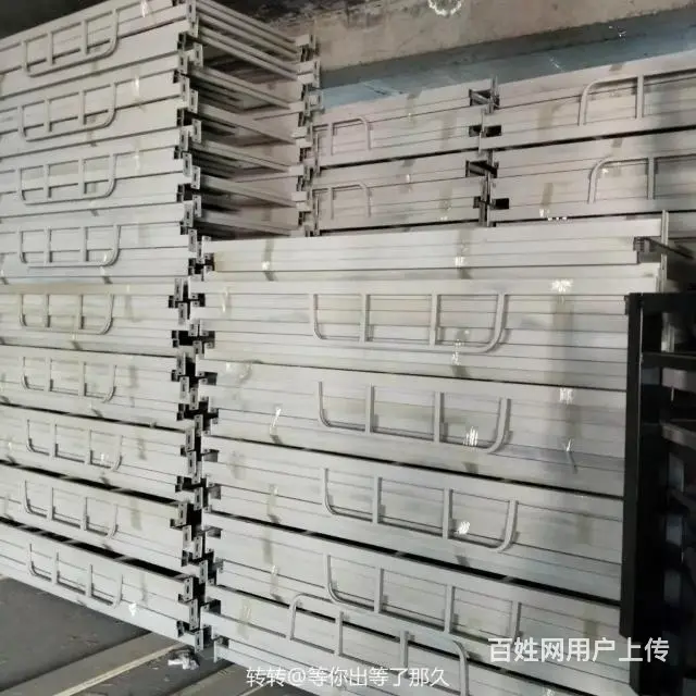 上下铺，起床，高级床。各种家具。出售。， - 图片 1