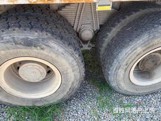 转让17年二手豪沃搅拌车 大20方 唐鸿上装 国五 - 图片 4