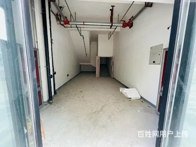 挑高六米，小区主门口五折出售 原价3.3万现价1.5万每平 - 图片 10