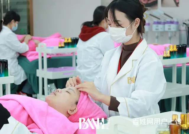 学美容去哪好 美容培训选择广州百美汇 - 图片 4