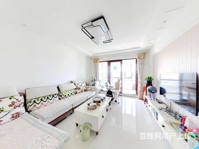 洋房精装两居，楼层视野采光好，靠山看湖，拎包入住 - 图片 1
